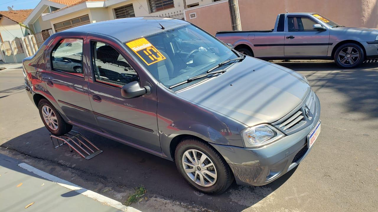 Renault Logan Expression 1 0 16V Flex Auto Agora