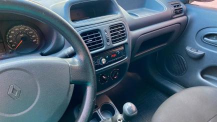Renault Clio Authentique 1.0 16V (Flex) 2p
