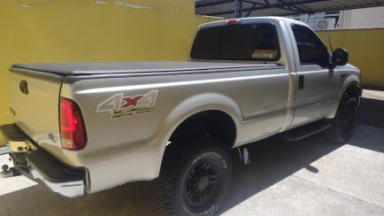 Ford F-250 XLT 4x4 3.9 (Cab Simples)