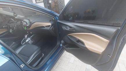Chevrolet Onix 1.0 Turbo Premier (Aut)