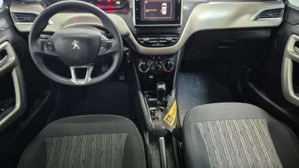 Peugeot 2008 1.6 Allure Pack AT