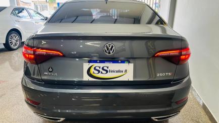 Volkswagen Jetta 1.4 250 TSI R-Line