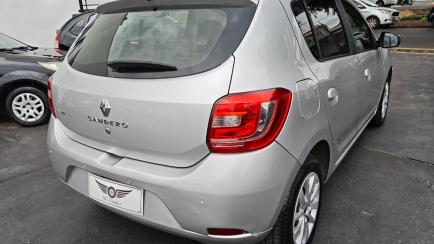 Renault Sandero Expression 1.0 16V (Flex)