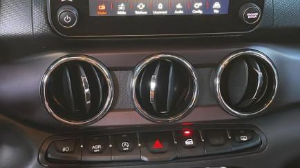 Fiat Cronos Precision 1.8 E.Torq (Flex)