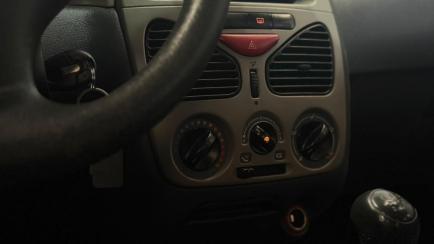 Fiat Palio Fire 1.0 8V (Flex) 4p