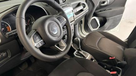 Jeep Renegade 1.8 (Aut)