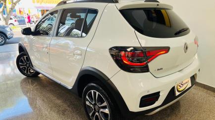 Renault Sandero Stepway 1.6 Iconic CVT