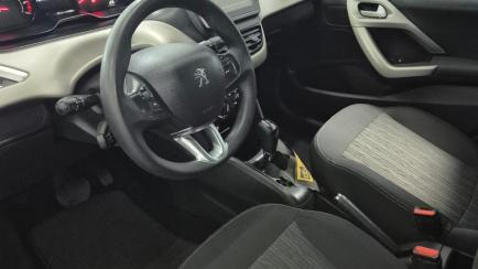 Peugeot 2008 1.6 Allure Pack AT