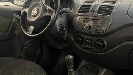 Fiat Grand Siena Essence 1.6 16V (Flex)
