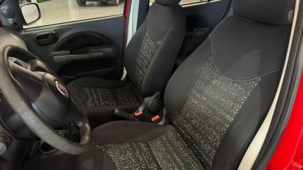 Fiat Uno Attractive 1.4 8V (Flex) 4p