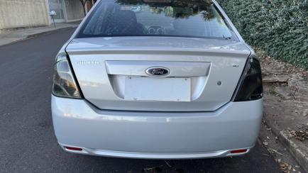 Ford Fiesta Sedan 1.6 Rocam (Flex)