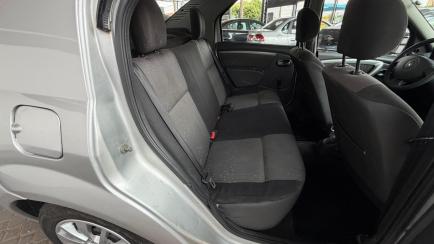 Renault Logan Expression 1.6 8V Hi-Torque (flex)