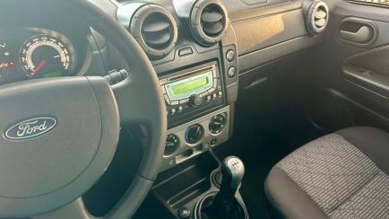 Ford EcoSport Ecosport Freestyle 1.6 (Flex)