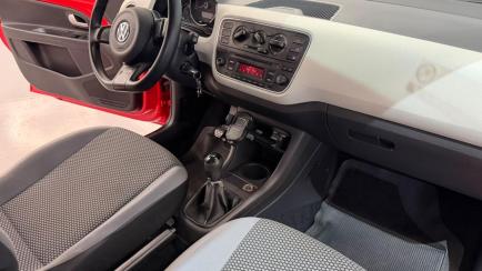 Volkswagen Up! 1.0 12v E-Flex move up! 4p