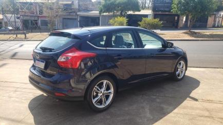 Ford Focus Hatch SE 2.0 16V PowerShift