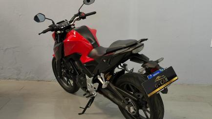 Honda CB Twister Twister (CBS)