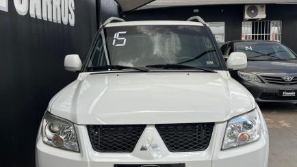 Mitsubishi Pajero TR4 2.0 16V 4X4 (Flex) (Aut)