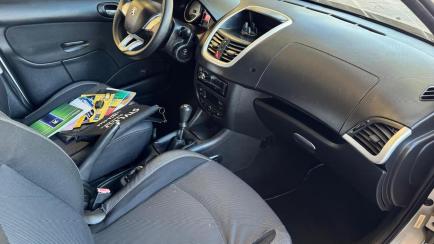 Peugeot 207 SW Escapade 1.6 16V (flex)