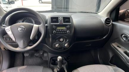 Nissan Versa 1.0 Conforto (Flex)