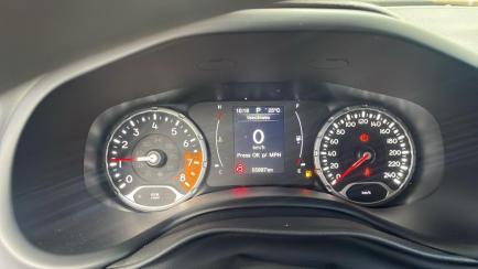 Jeep Renegade 1.8 Sport (Aut)