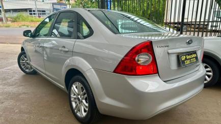 Ford Focus Sedan GLX 2.0 16V (Flex) (Aut)