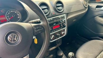 Volkswagen Gol 1.6 VHT Comfortline (Flex) 4p