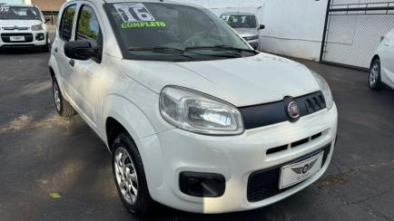 Fiat Uno Attractive 1.0 8V (Flex) 4p