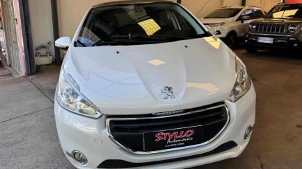 Peugeot 208 1.6 16V Griffe (Flex)