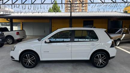 Volkswagen Golf Sportline 1.6 (Flex)