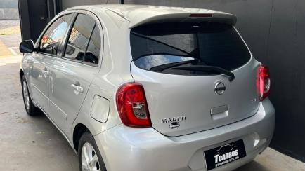Nissan March 1.0 12V SV (Flex)