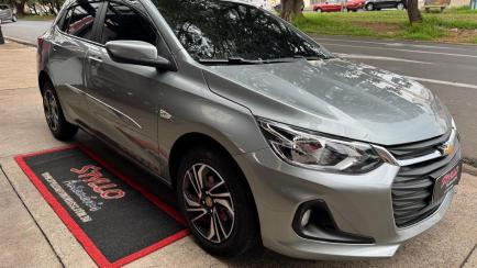 Chevrolet Onix Plus 1.0 LT