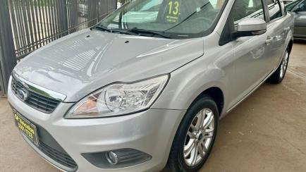 Ford Focus Sedan GLX 2.0 16V (Flex) (Aut)