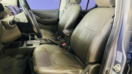Nissan Frontier 2.5 TD CD 4x4 SL (Aut)