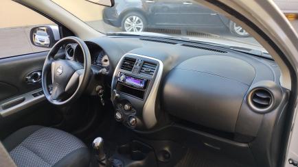 Nissan March 1.0 12V S (Flex)