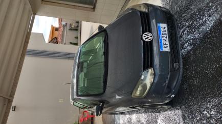 Volkswagen Fox 1.0 8V (Flex) 4p