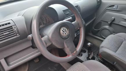 Volkswagen Fox Plus 1.6 8V (Flex)