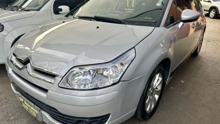 Citroën C4 Exclusive 2.0 (flex)