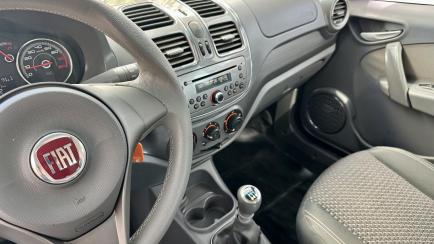 Fiat Siena Essence 1.6 16V (Flex)
