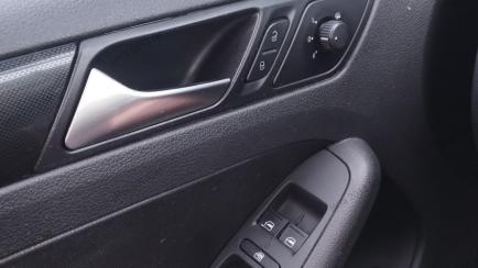 Volkswagen Jetta 2.0 Comfortline Tiptronic (Flex)