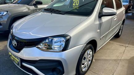 Toyota Etios Hatch Etios X 1.3 (Flex) (Aut)