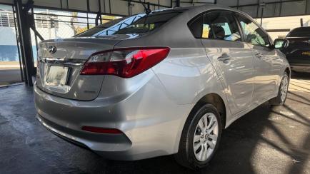 Hyundai HB20S 1.6 Comfort Plus (Aut)