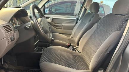 Chevrolet Meriva Premium 1.8 (Flex)