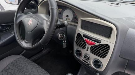 Fiat Palio Fire 1.0 8V (Flex) 4p