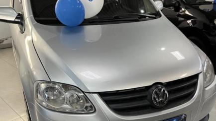 Volkswagen Fox 1.0 8V (Flex) 4p