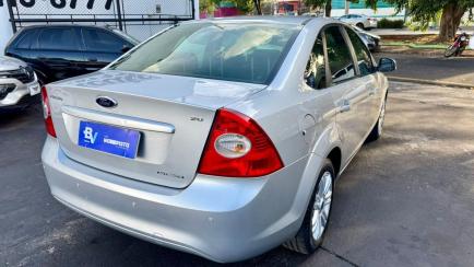 Ford Focus Sedan GLX 2.0 16V (Flex) (Aut)