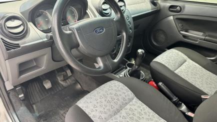 Ford Fiesta Sedan 1.6 (Flex)