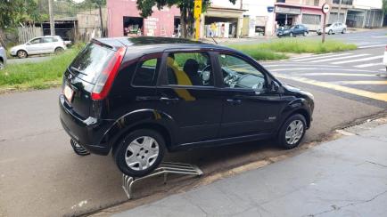 Ford Fiesta Hatch Rocam 1.6 (Flex)