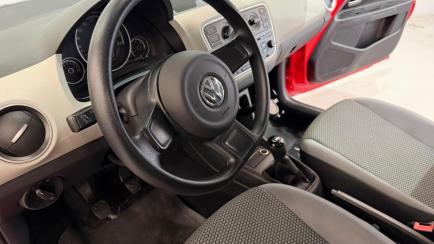 Volkswagen Up! 1.0 12v E-Flex move up! 4p