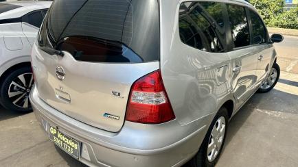 Nissan Grand Livina SL 1.8 16V (flex) (aut)