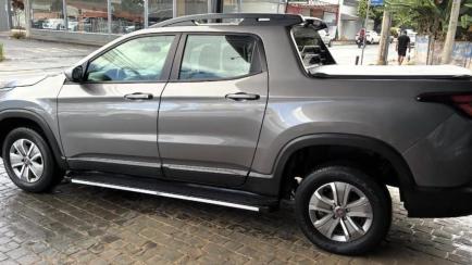 Fiat Toro Freedom 1.8 AT6 4x2 (Flex)